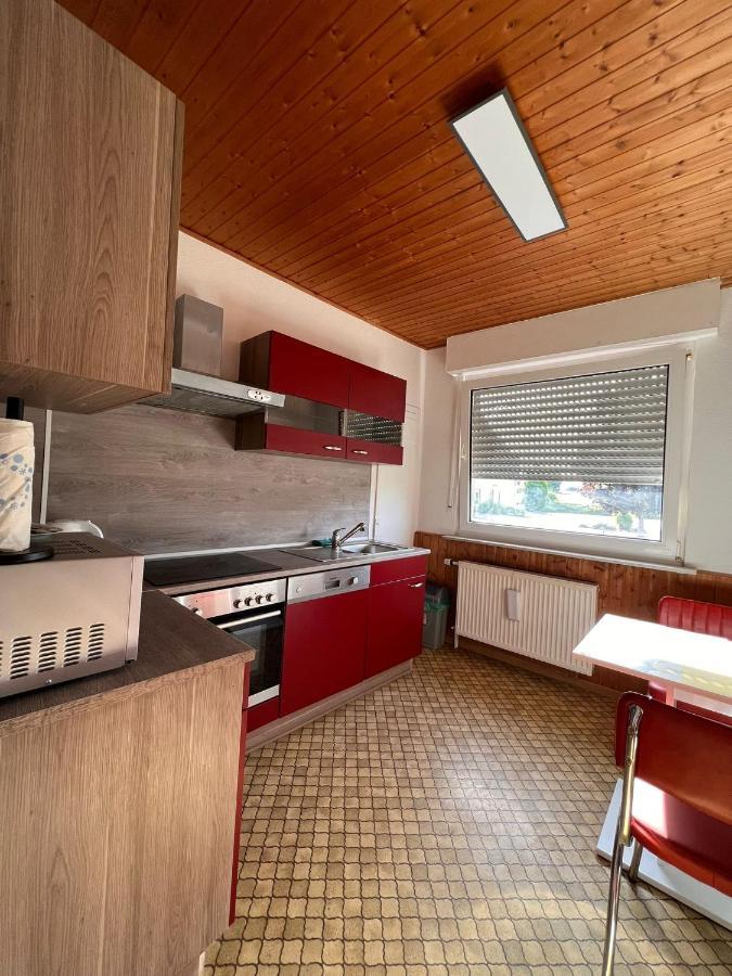 Ruhige Freistehender Mit Parkplatz Apartment